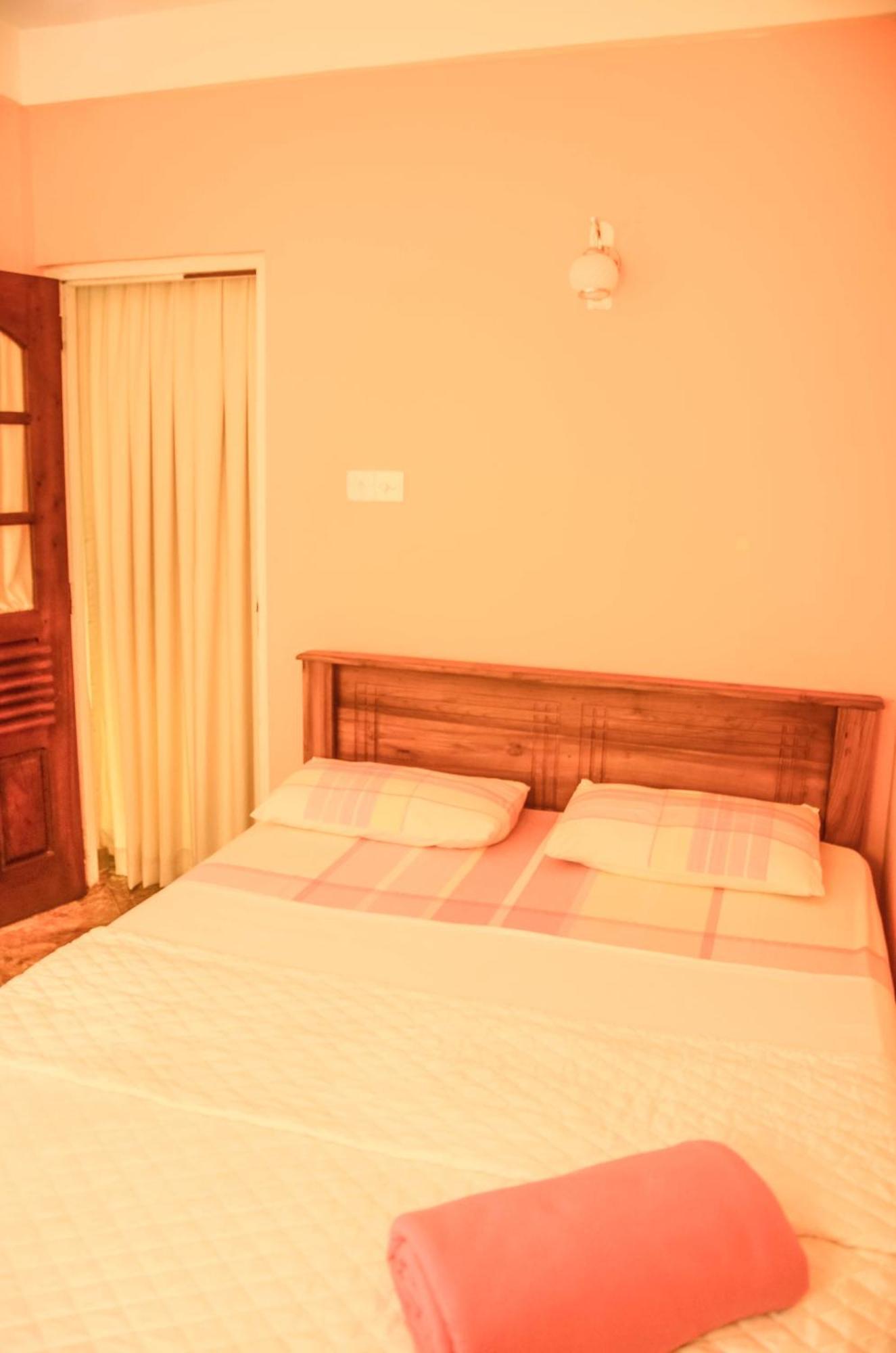 Hanthana Holiday Rooms Канди Номер фото